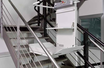 Schodišťová plošina SLIM, Vecom