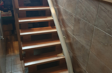 Vodící kolejnice sedačky Handicare Freecurve